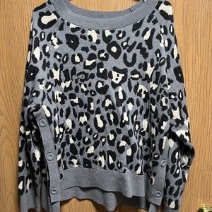 Stella & Dot leopard print sweater new with tags